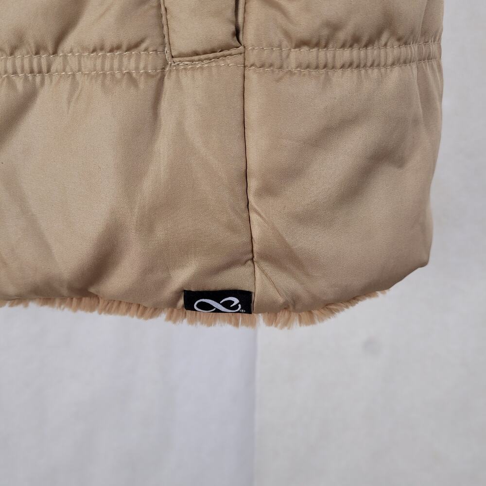 Be Boundless Tan Reversible Vest Size Medium Faux… - image 6